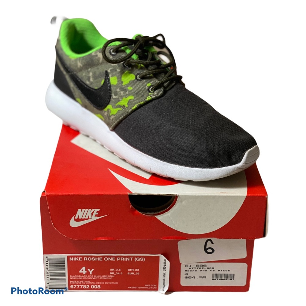 NIKE ROSHE Sneaker